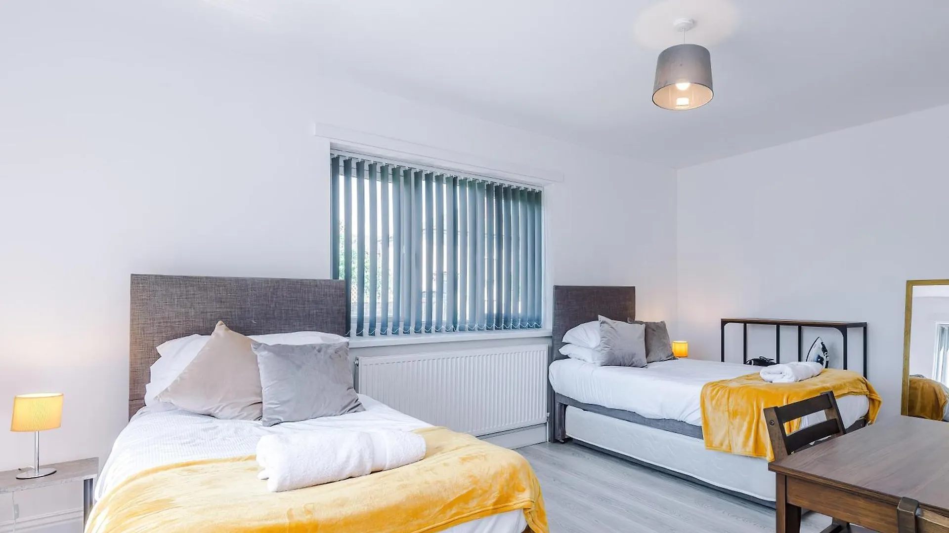 스킵턴 Sleeps 10, 5 Beds, Free Parking, Contractors 빌라 영국