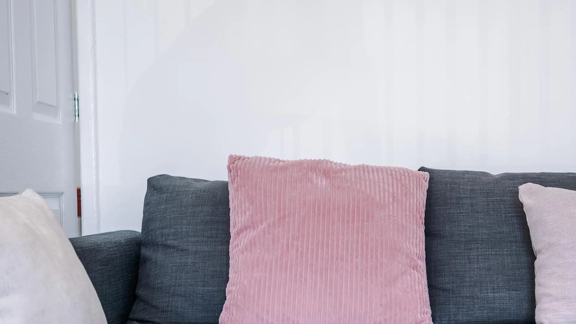 펜션 스킵턴 Sleeps 10, 5 Beds, Free Parking, Contractors 빌라