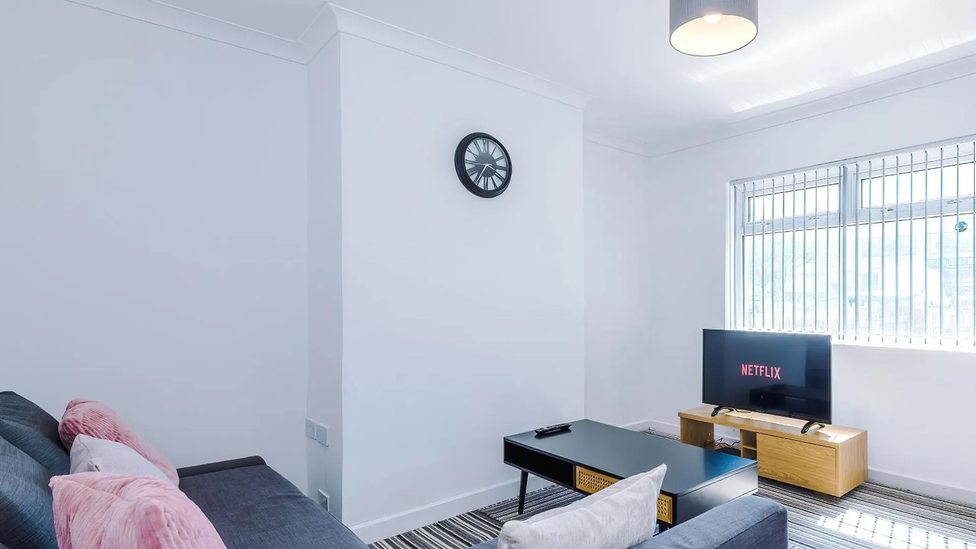 펜션 스킵턴 Sleeps 10, 5 Beds, Free Parking, Contractors 빌라